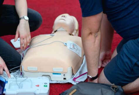Corso di Formazione BLSD, corso in presenza in azienda, in videoconferenza