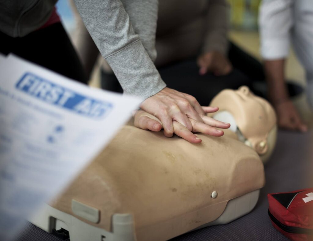 Corso Primo Soccorso e aggiornamento Bologna, Modena, Ferrara, Cento, Emilia-Romagna, Milano, Lombardia, Formazione obbligatoria sicurezza